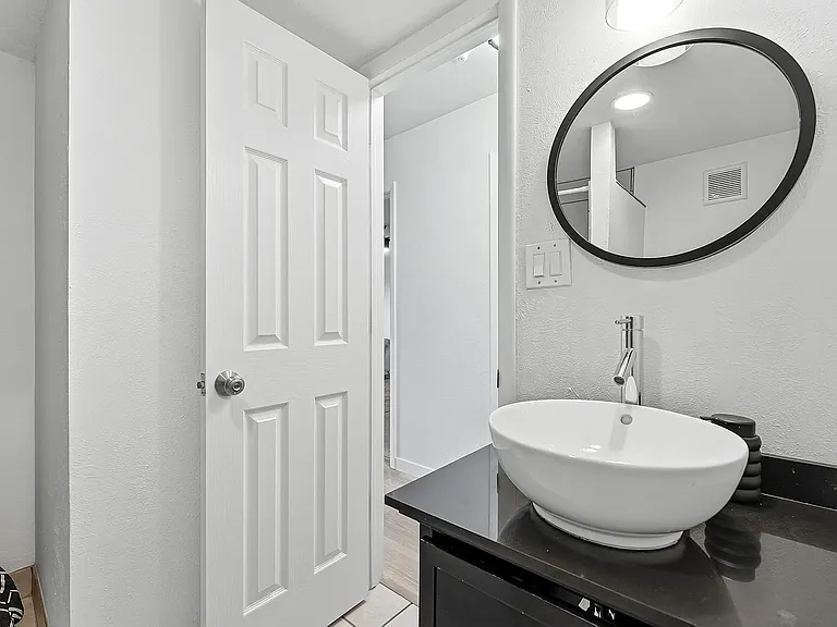 3790 Iris Ave — Photo 10