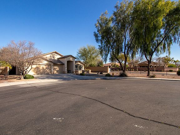 Nestled at the end of a huge culdesac