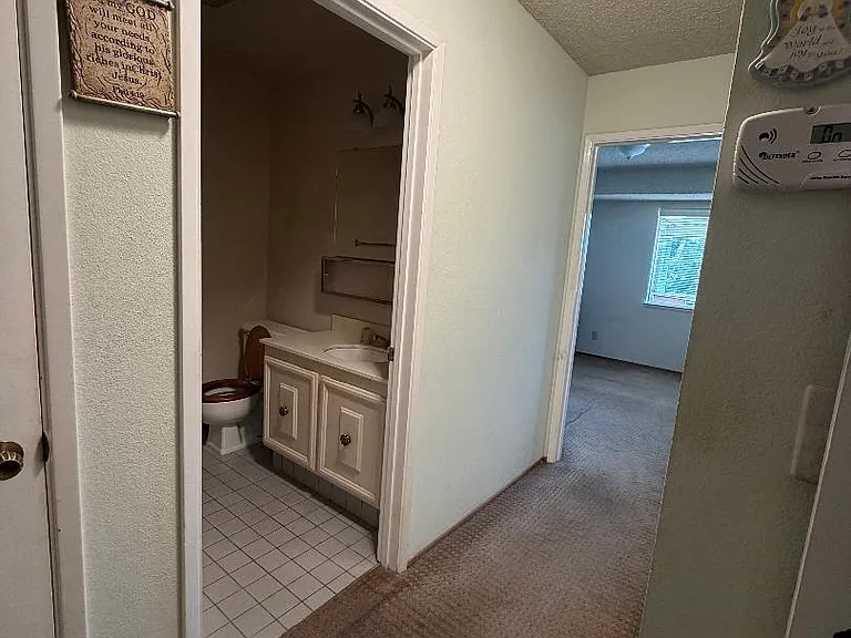 5323 Cribari Gln — Photo 1