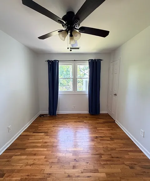 2303 Katherine Ave — Photo 27