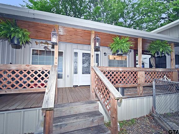 3rd image of 6435 N Fm 17 #146-147