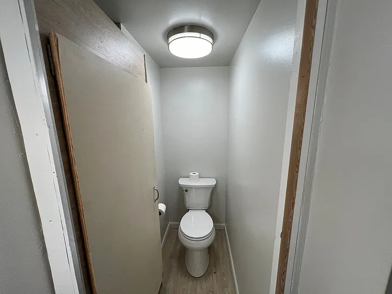 Bremerton Duplex — Photo 23