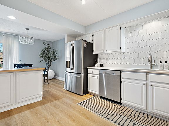 3rd image of 18240 S Eagle Dr #1S