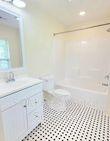 239 N Wallace Ave — Photo 14