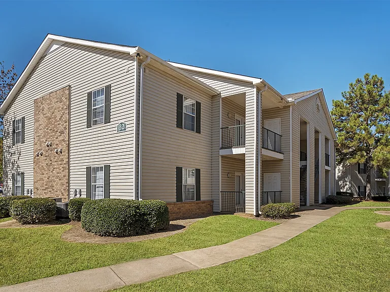 Grand at Pearl Apartments — Photo 24