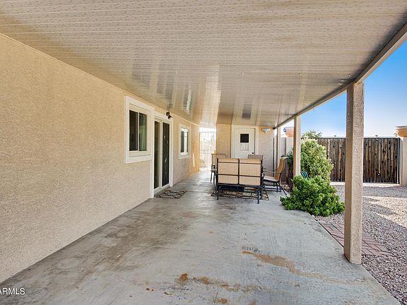 4th image of 304 S 74th St