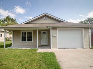1020 W 12th St, Junction City, KS 66441