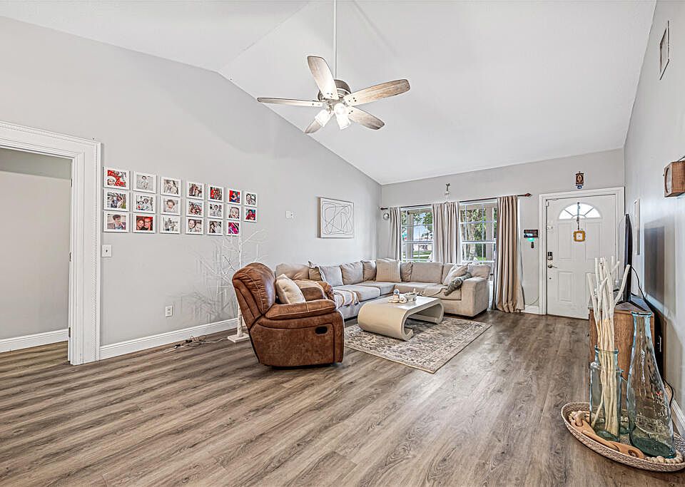 2nd image of 7778 Elwood Drive Drive