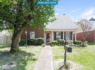 1682 Raybrad Dr, Cordova, TN 38016