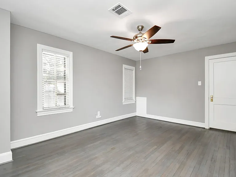 901 N Jones St — Photo 26