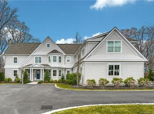 41 Holly Ln, Darien, CT