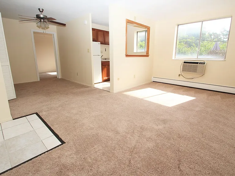 284 Moon Clinton Rd — Photo 2