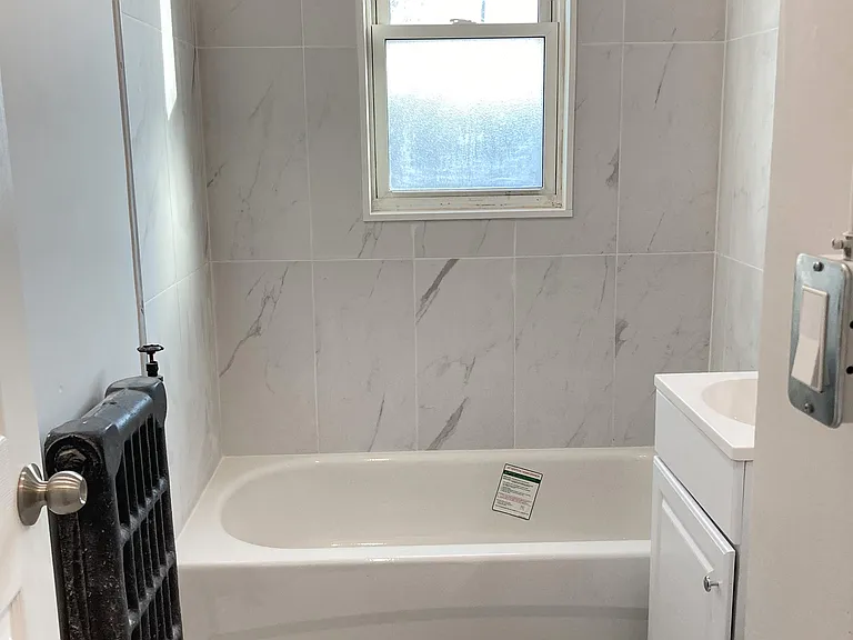 1469 Ottawa St #1 — Photo 8