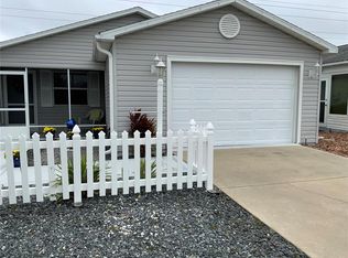 1609 Navidad St, The Villages, FL 32162