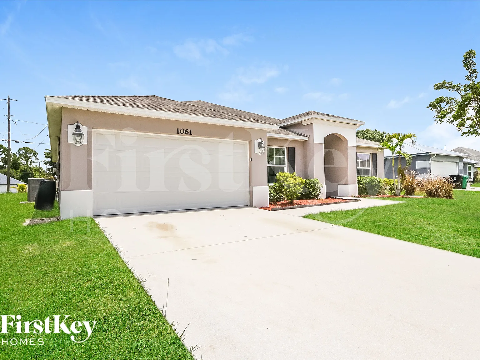 4 bed, 2.0 bath, 2138 sqft, $2,860 — Photo 2