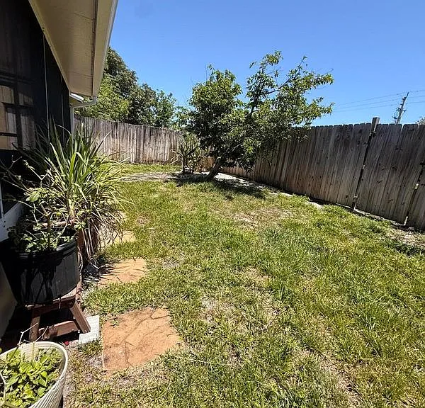 5584 Priscilla Ln — Photo 22
