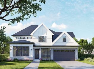 306 S Grant St, Westmont, IL 60559