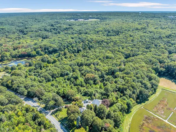 306 Route 6a, East Sandwich, MA 02537