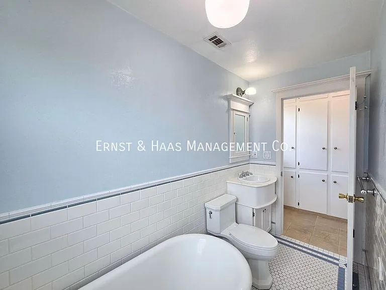 9497 Foster Rd — Photo 28