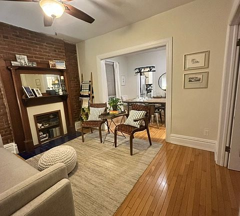 4th image of 1006 N Ogden St