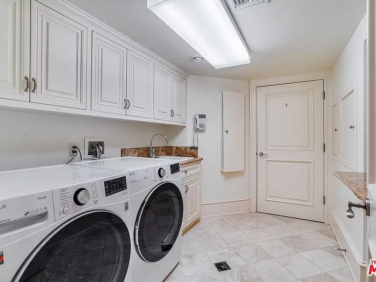 6277 Sea Star Dr — Photo 48
