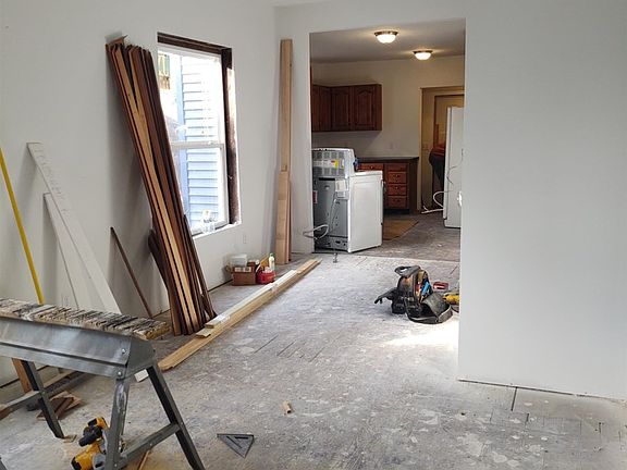 3rd image of 625 S 24th St