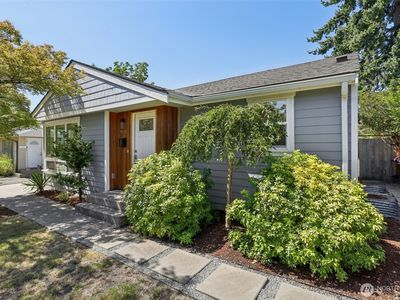 9215 30th Ave SW, Seattle, WA, 98126