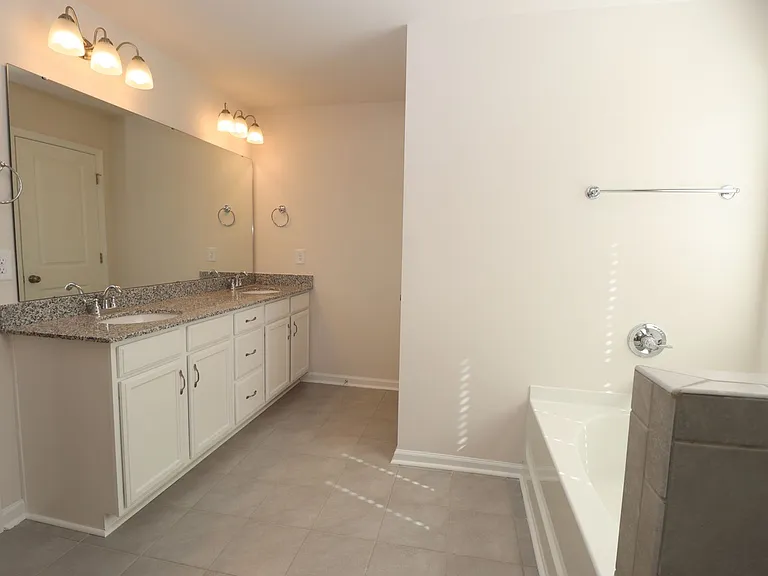 925 N Sage Drop Rd — Photo 22