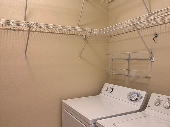 1-206 Laundry_11052025