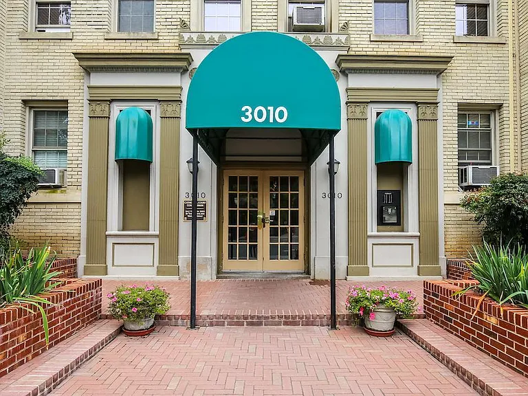 3010 Wisconsin Ave NW #104 — Photo 1