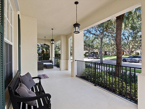 3rd image of 272 San Remo Drive