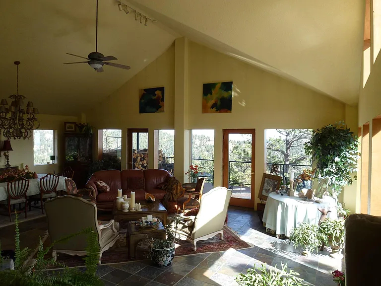 1405 Forest Rd — Photo 5