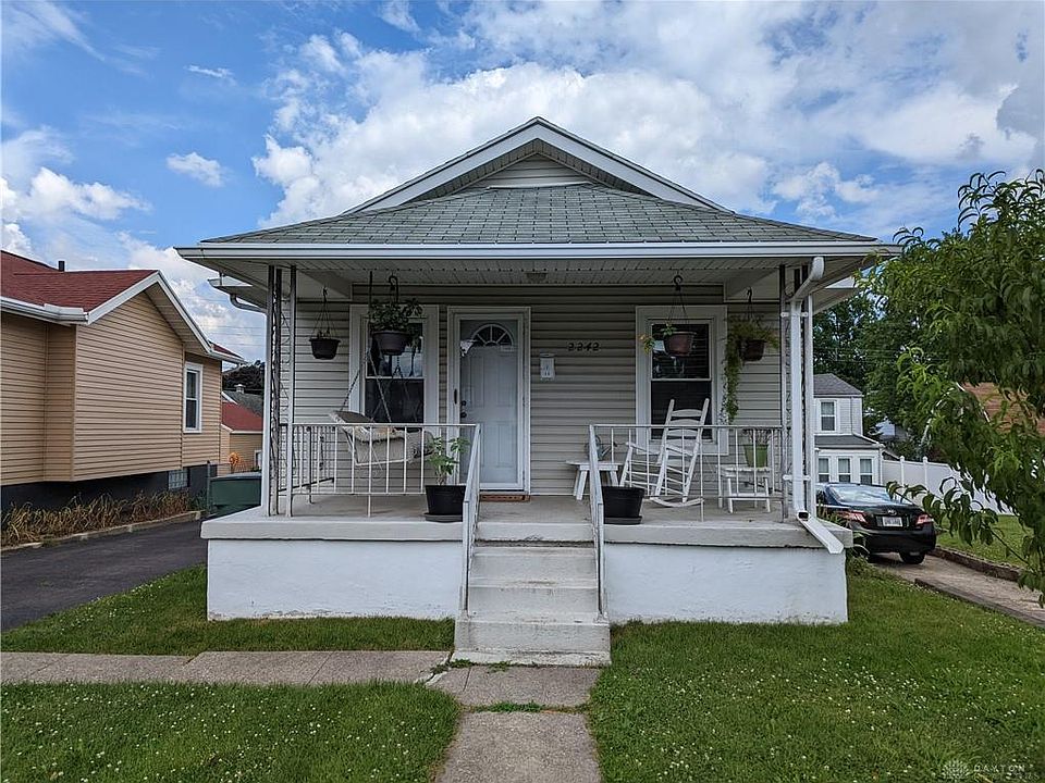 1st image of 2242 Fauver Ave
