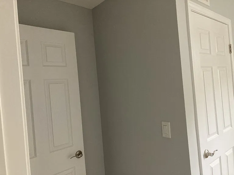 719 Cypress Dr — Photo 3