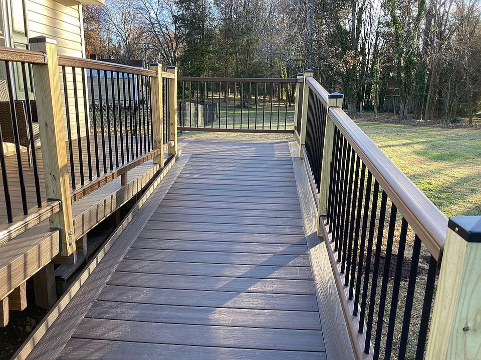 2nd image of 3991 Hillsdale Park Dr