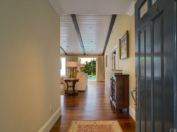 5th image of 2029 Coldwater Canyon Dr
