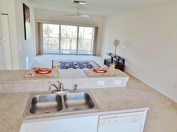5th image of 3921 Cape Haze Dr #4