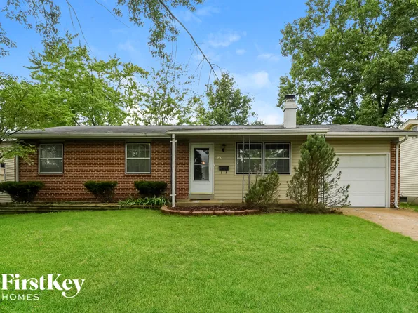 2725 Benne Dr, Florissant, MO 63031