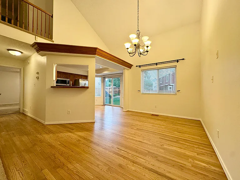 5413 Plumstead Dr — Photo 5