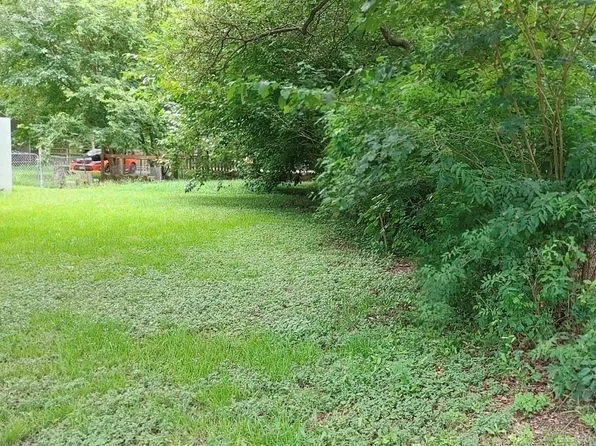 2100 2nd Ave N, Texas City, TX 77590