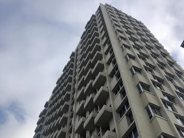 604 S Washington Sq APT 405, Philadelphia, PA 19106