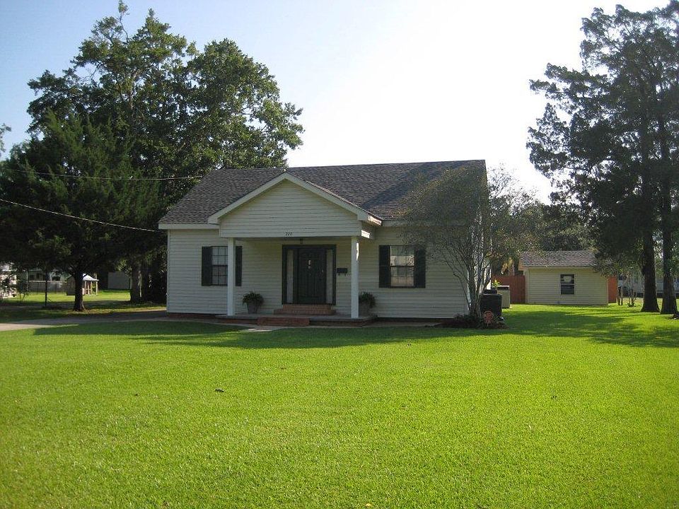 220 Main St, Jeanerette, LA 70544 Zillow