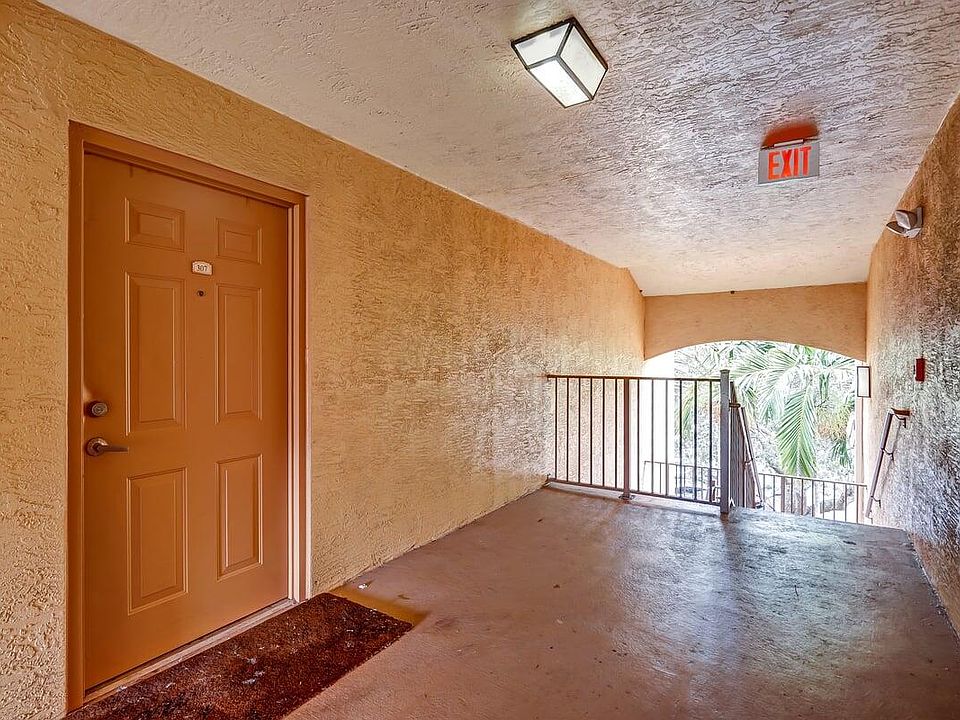 Emerald Isle At Laguna Lakes Condominiums Apartment Rentals West Palm Beach, FL Zillow