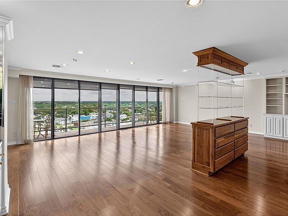 5th image of 1400 Ocean Dr APT 1203C