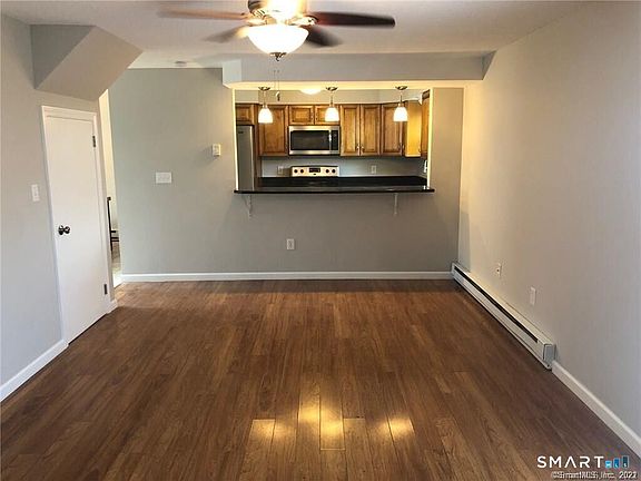 3rd image of 34 Inverness Lane