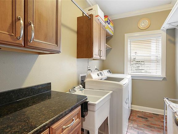 5th image of 6819 General Haig St