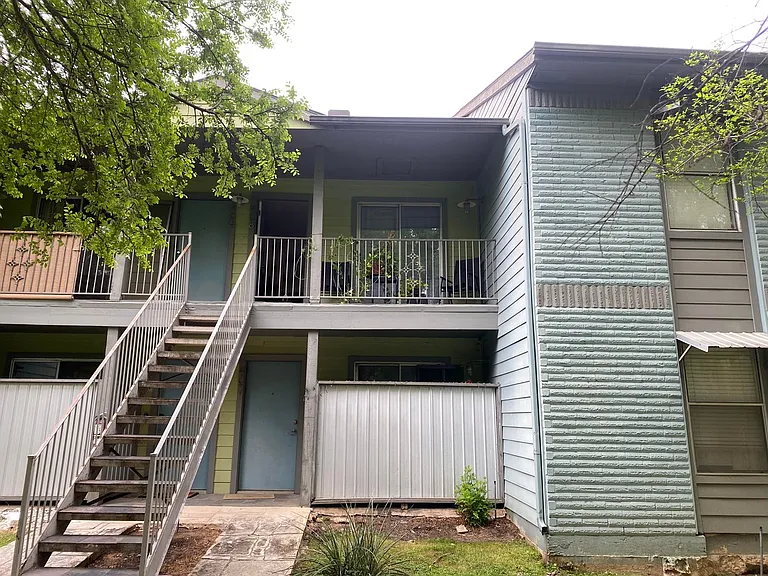 3204 Menchaca Rd #408 — Photo 4