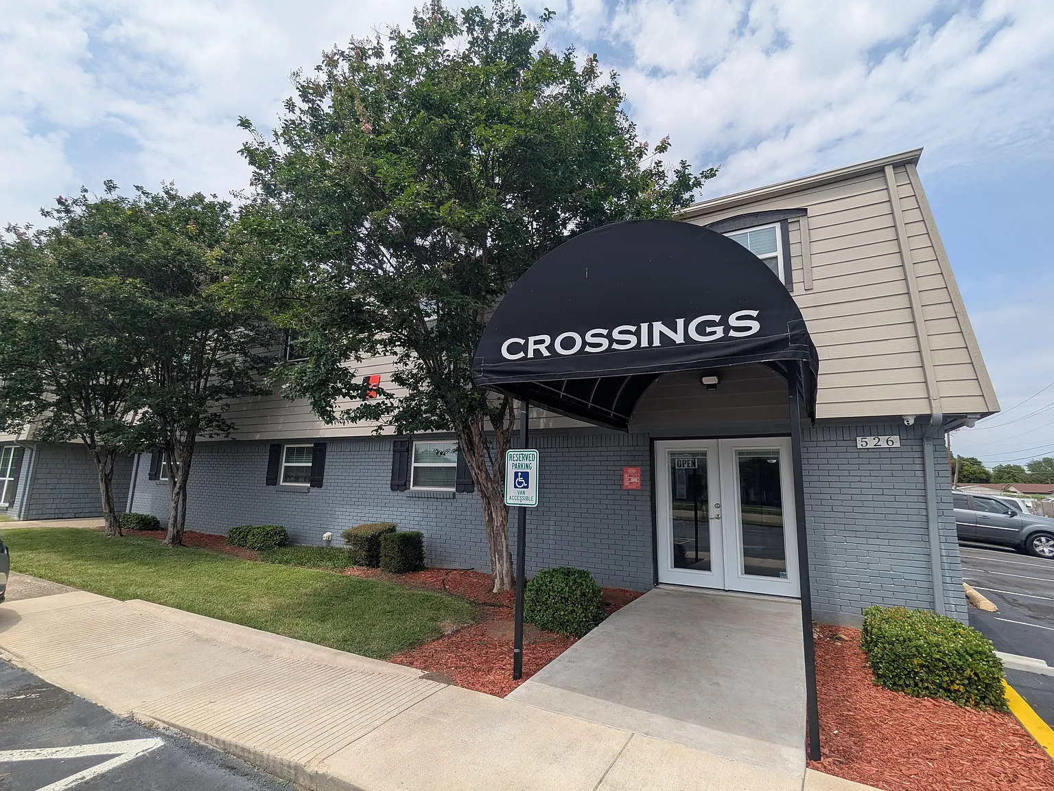 Crossings Apartments — Photo 1