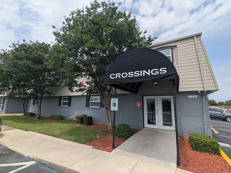 Crossings Apartments — Photo 1