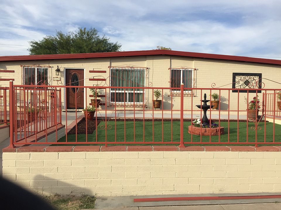 2nd image of 310 W Calle Garcia